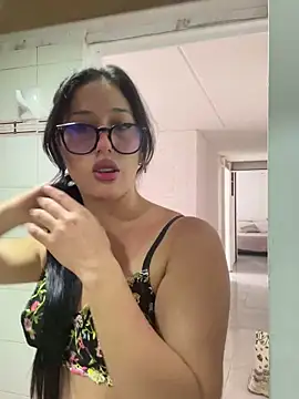 susi chimm online show from March 3, 1:28 pm