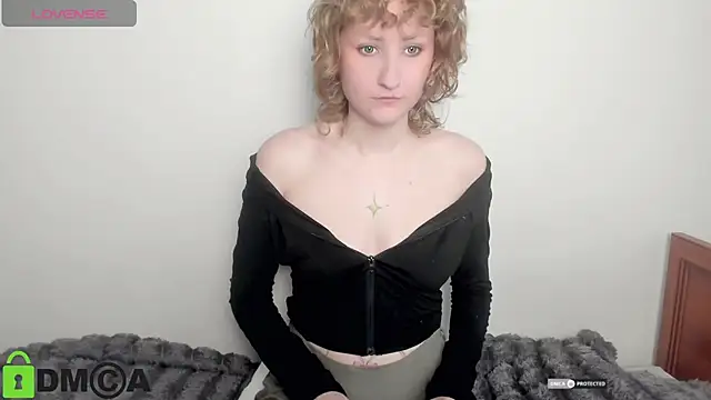 AnnStasia online show from April 10, 3:07 pm