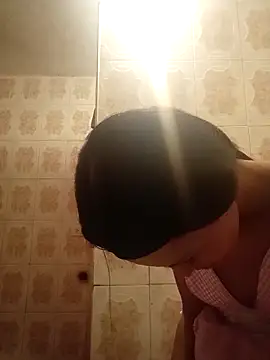 sandy 11  online show from March 26, 4:14 am