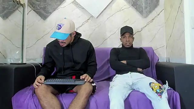 Latins on fire online show from March 22, 12:11 pm