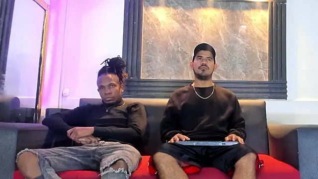 Latins on fire online show from April 14, 11:54 am