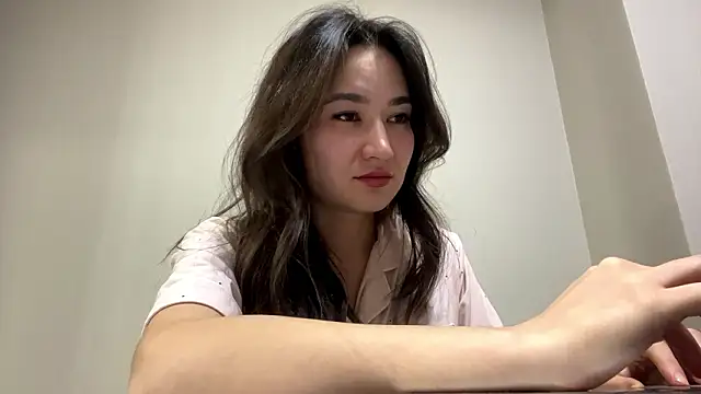 AleciaGeidner online show from February 24, 7:23 pm