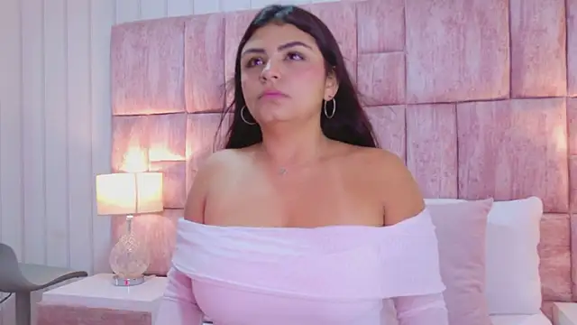 EmmaLeens online show from February 28, 12:59 pm