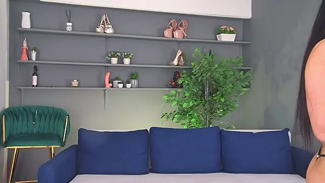 DesiMissy online show from April 9, 4:48 am