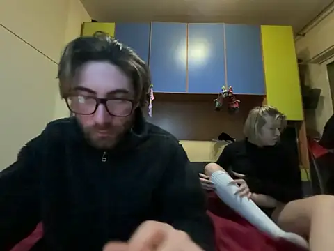 neutro1122 online show from March 6, 9:43 pm