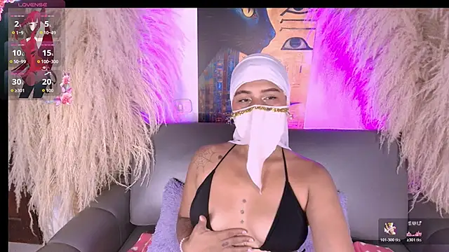 milkk  online show from April 4, 8:07 pm