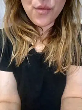 milffa online show from April 11, 8:12 pm