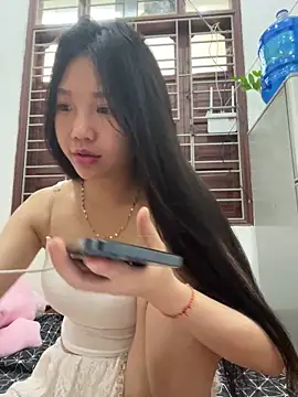 Miumieu2 online show from April 7, 7:32 am