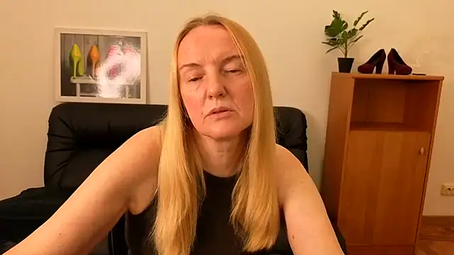 Bella soulmate online show from July 6, 11:26 am