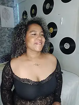 medusafox  online show from July 26, 5:59 am