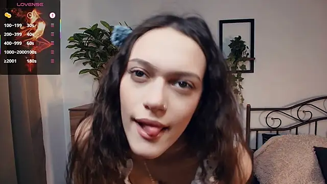 SammieMir online show from April 12, 7:55 am