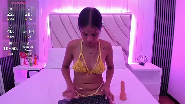 dulce coquette  online show from March 3, 11:16 am