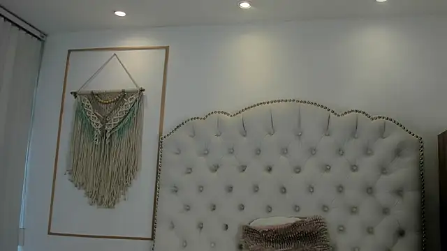 Sara funy online show from March 25, 11:24 am