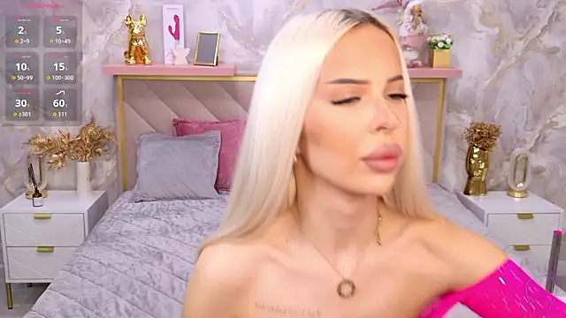 EvaXElfi online show from March 23, 12:39 am