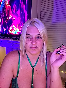 LadyB07 online show from June 11, 2:00 am