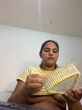 MiluRossee online show from March 10, 5:00 am