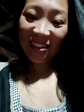 Miu la online show from March 10, 1:04 pm