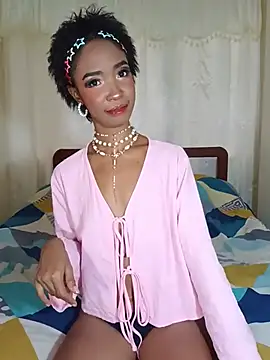 TinnaPeyton online show from June 5, 3:40 pm