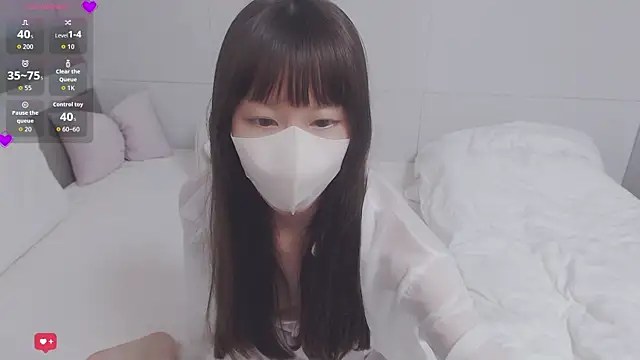 AiIris1 online show from August 2, 2:42 pm