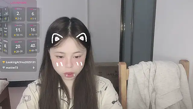 F-Yihao online show from April 13, 1:45 pm