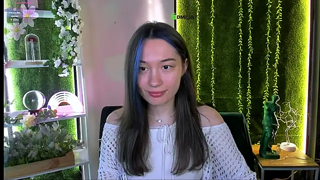 cassandra nik online show from July 28, 4:39 pm