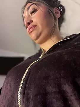 GeorgiaPink  online show from March 14, 11:28 pm