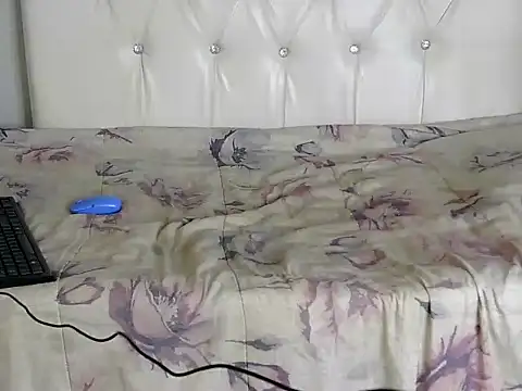 BadBunnyFucker online show from March 24, 1:16 pm