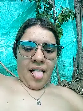 single kitten online show from March 14, 3:24 pm