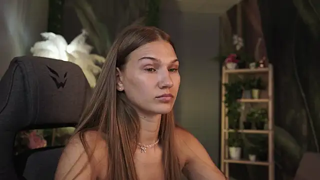 Sweet Emilya online show from June 25, 2:07 pm