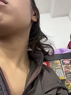 LilyRossi  online show from June 6, 1:17 pm