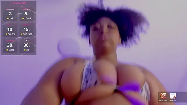Genesisraydenx online show from July 27, 8:17 pm