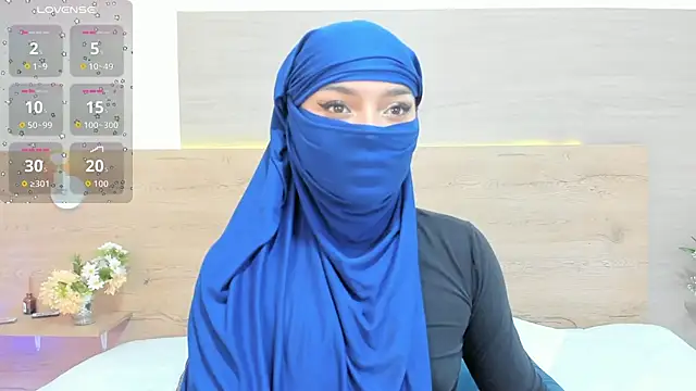  jennaa online show from April 6, 7:59 pm