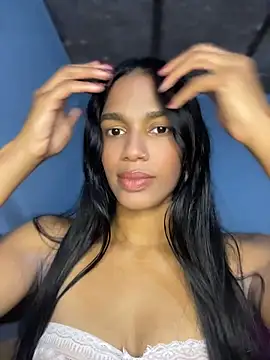 FlorSalvaje  online show from May 23, 12:20 am