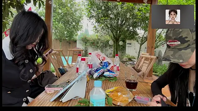 Retro-8090SS online show from April 19, 9:20 am