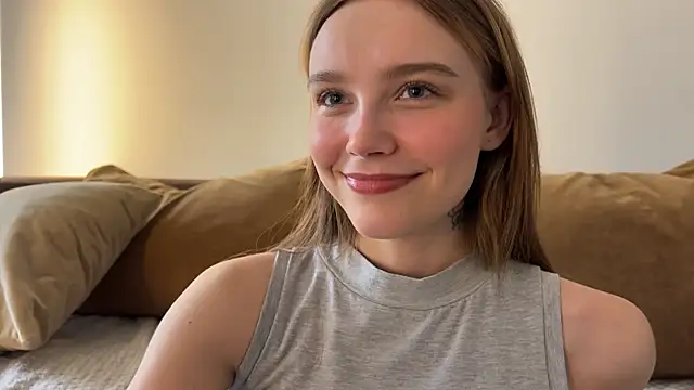 Lolatatee online show from April 11, 10:41 am