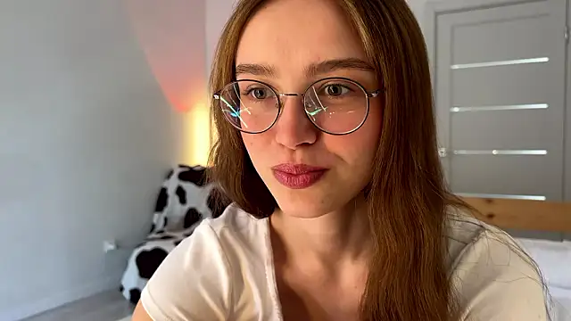 Lolatatee online show from March 17, 12:53 pm