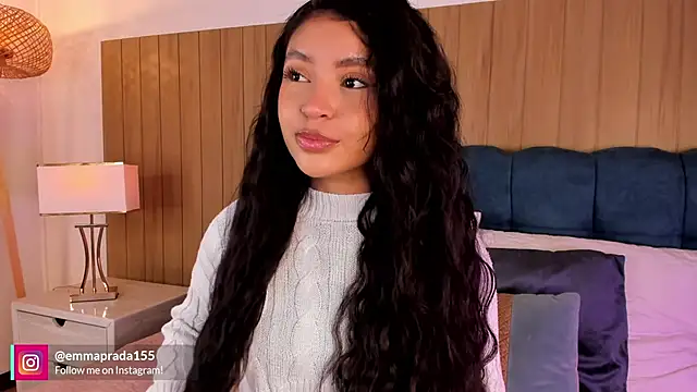 missprada  online show from March 30, 12:05 pm