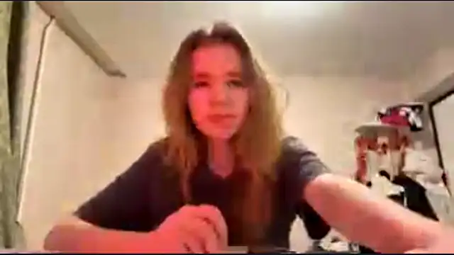 LeomaJee online show from March 29, 4:17 pm