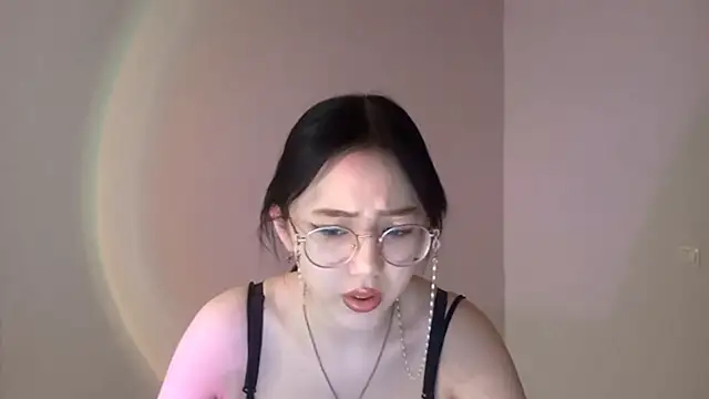 SolvedGlobe online show from April 1, 3:09 pm