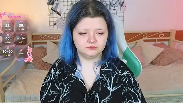 Lunaar  online show from April 21, 5:47 am