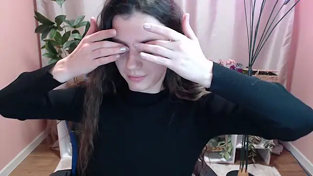 MistyBree online show from April 20, 9:34 am