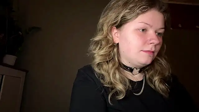 YoungAlina online show from April 7, 8:11 pm