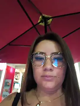 maleja smmith online show from April 11, 6:30 am