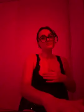 Claraaaaa06 online show from April 15, 7:14 pm