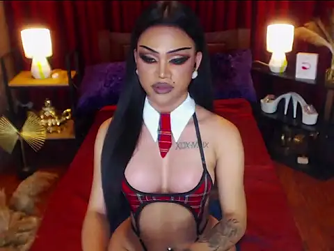 CleoHarkness online show from May 8, 8:32 pm
