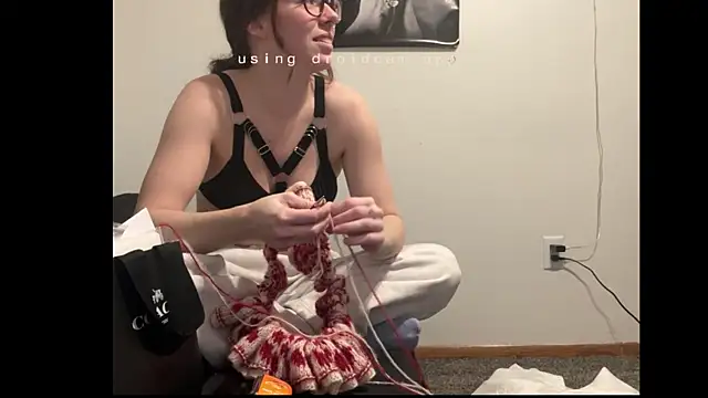 LunaRoyale448 online show from March 2, 9:05 am