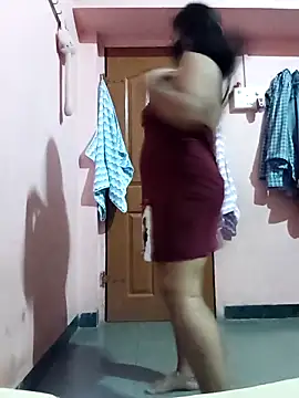 Miss-Dolly07 online show from May 19, 2:46 pm