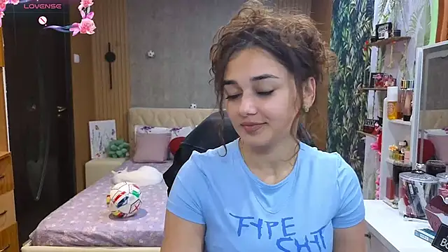 KatarinaHeaven online show from June 19, 7:28 pm