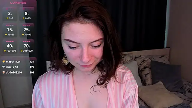 BreannaBuczak online show from April 11, 6:30 am