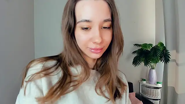 LaceyLettman online show from March 21, 11:15 am